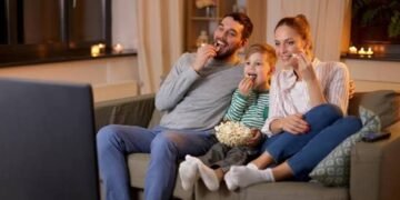 Why familiar online entertainment feels easier to return to